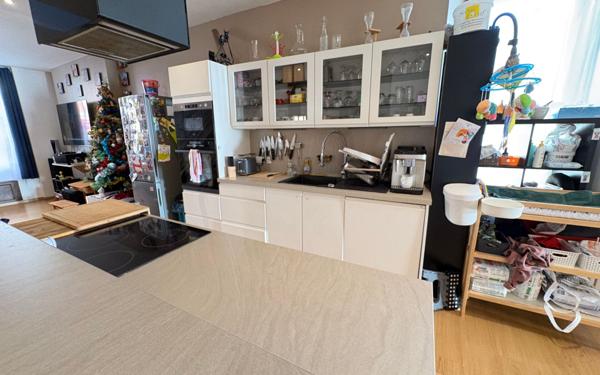 Maison à vendre    5 pièces •  Remollon