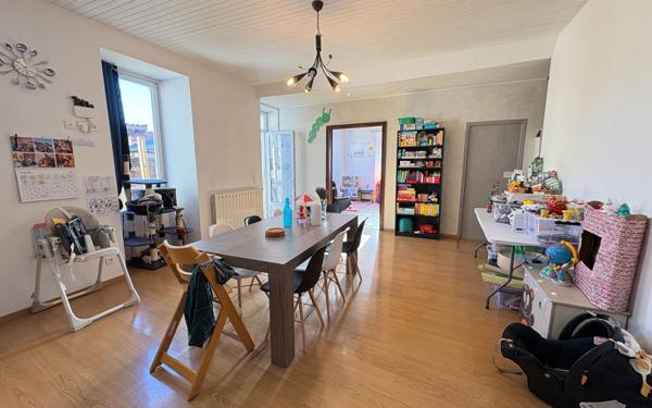 Maison à vendre    5 pièces •  Remollon