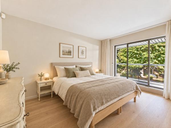 Le Chesnay-Rocquencourt – Appartement 134 m² - 5 pièces avec balcon de 43 m², cave et 2 parkings