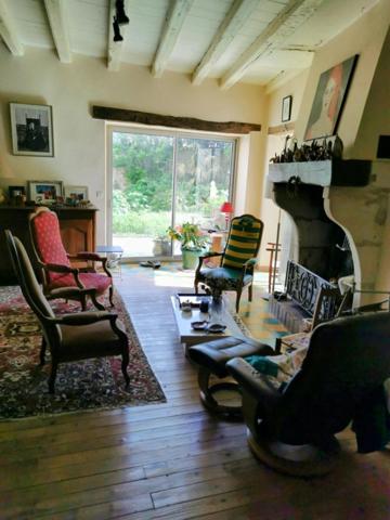 Maison à SAINT-JEAN-D'ANGELY, 17400 - 12 pièces 287m²