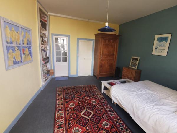 Maison à SAINT-JEAN-D'ANGELY, 17400 - 12 pièces 287m²