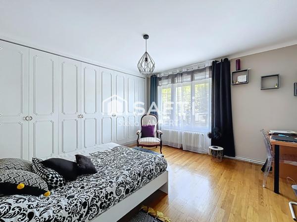 Maison de charme 140 m² Reynies (hameau calme)