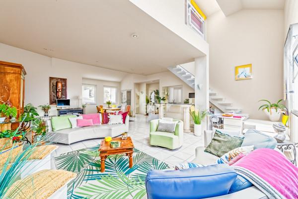 Eaubonne (95600) Eaubonne. Maison de 9 pièces proche gare.