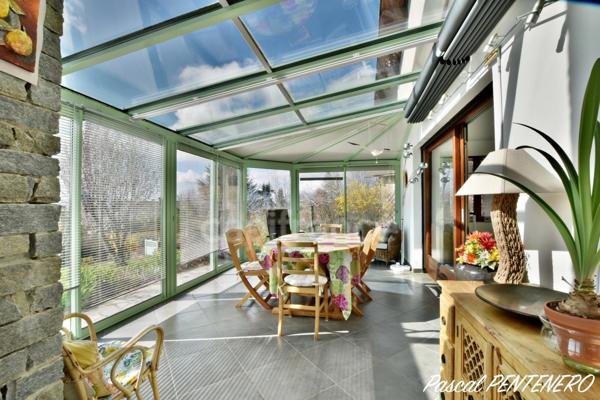 Propriété d’architecte avec vue dominante – Un art de vivre unique sur les hauteurs de Gap