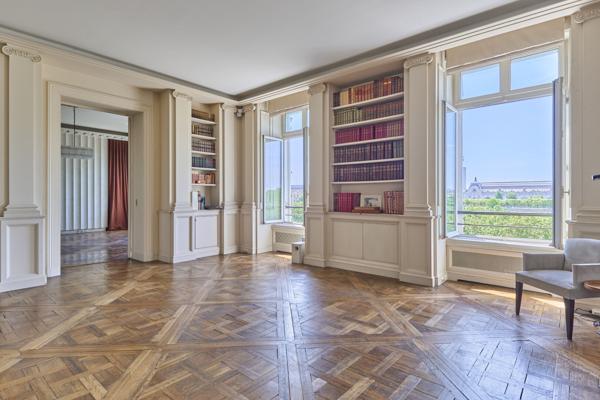 A vendre - Appartement - Paris 75001 - Tuileries - Vue Tour Eiffel