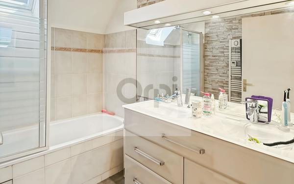 Appartement à vendre    4 pièces • 97,27 m2 Argenteuil