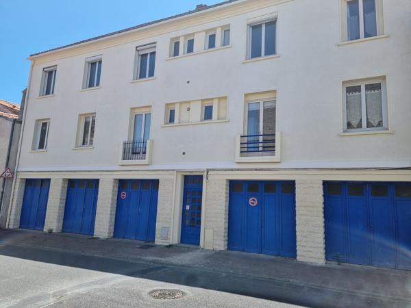 Appartement
                                                                                                                                                                                                                                                                                                                        3 pièce(s)                                                                                                                                                                                                          1 chambre(s)                                                                                                                                                                                                          43  m²