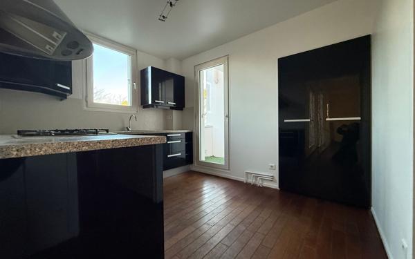 Appartement à vendre    3 pièces • 95 m2 Champigny-sur-Marne