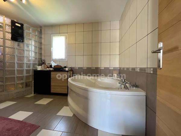 Maison - Epaigne - proximité beuzeville - 6 chambres - un garage - jardin - 2 wc - 240 m2