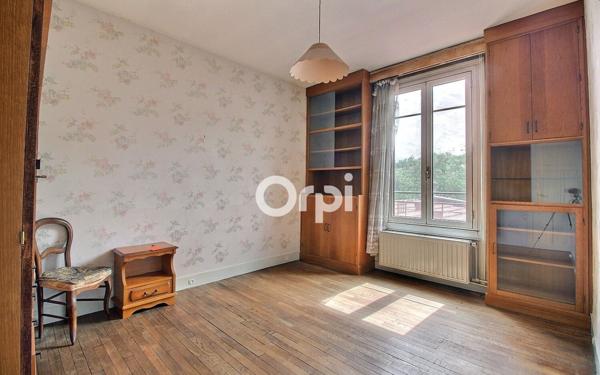 Maison à vendre    9 pièces • 166,81 m2 Viry-Châtillon