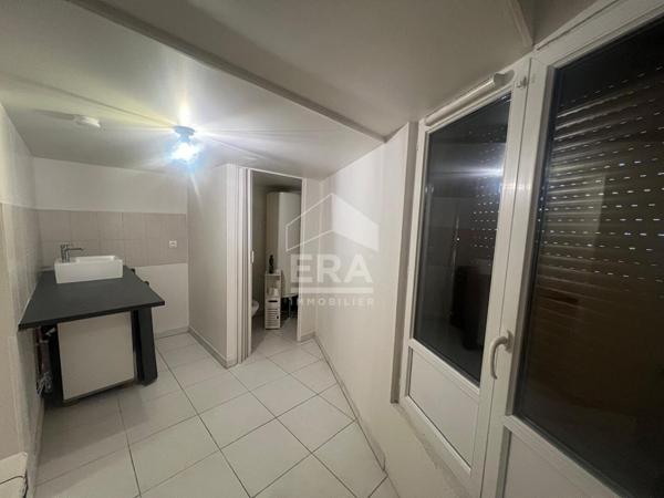 Maison de ville à louer à Montferrat de 4 pièces de 104.80 m²