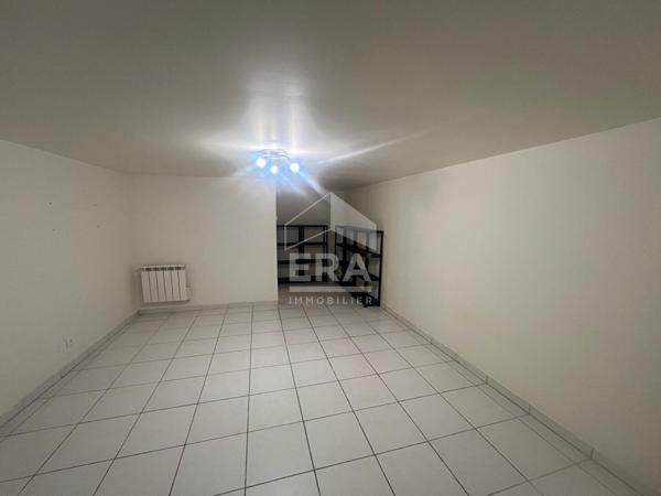 Maison de ville à louer à Montferrat de 4 pièces de 104.80 m²