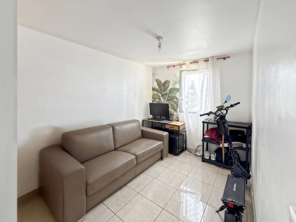 À VENDRE – T3 avec vue mer – Bas de Bois de Nèfles