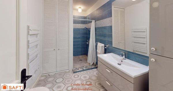 Maison traditionnelle avec beaucoup de charme et piscine