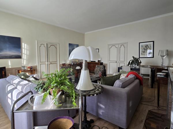 Appartement
                                                                                                                                                                                                                                                                                                                        4 pièce(s)                                                                                                                                                                                                          2 chambre(s)                                                                                                                                                                                                          88.05  m²