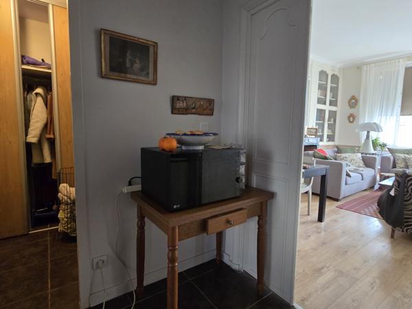 Appartement
                                                                                                                                                                                                                                                                                                                        4 pièce(s)                                                                                                                                                                                                          2 chambre(s)                                                                                                                                                                                                          88.05  m²