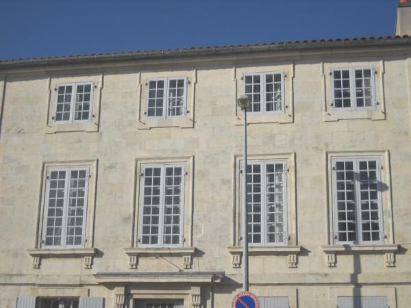 Appartement
                                                                                                                                                                                                                                                                                                                        4 pièce(s)                                                                                                                                                                                                          2 chambre(s)                                                                                                                                                                                                          88.05  m²