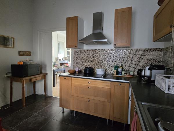 Appartement
                                                                                                                                                                                                                                                                                                                        4 pièce(s)                                                                                                                                                                                                          2 chambre(s)                                                                                                                                                                                                          88.05  m²