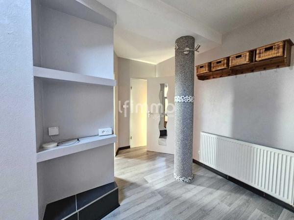 Appartement F3 avec terrasse en attique