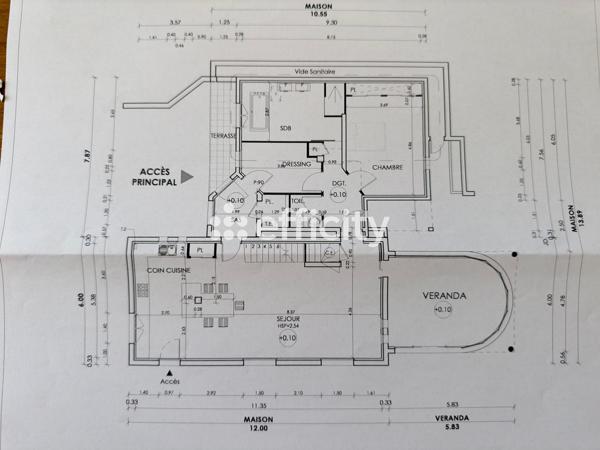 Maison
         6 pièces
        - 207 m² Bien prestige 995 000 € *