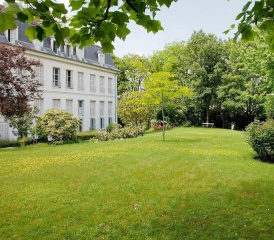 Appartement à vendre à Paris 18e arrondissement à Paris (75018), ref : 3 PIECES + JARDIN   
SACRE COEUR