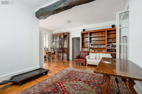 Appartement à vendre à Paris 18e arrondissement à Paris (75018), ref : 3 PIECES + JARDIN   
SACRE COEUR