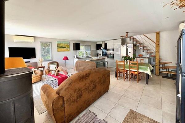 Villa 125m² 4 chambres dont 2 au rez de chaussée sur terrain piscinable de 375m²