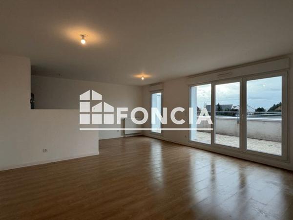 Location Appartement 4 pièces 84.29 m² - Chartres De Bretagne 35131