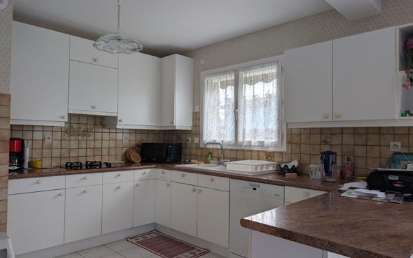 Maison à vendre    4 pièces •  Royan