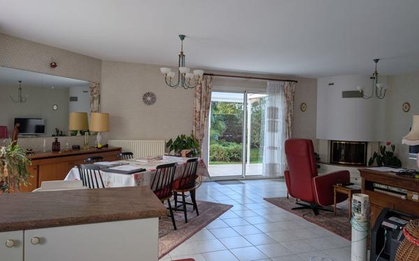 Maison à vendre    4 pièces •  Royan