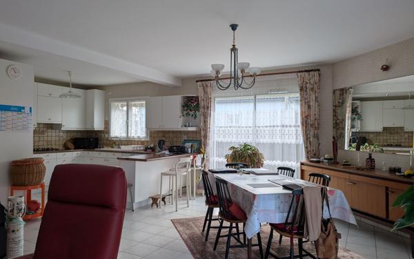 Maison à vendre    4 pièces •  Royan