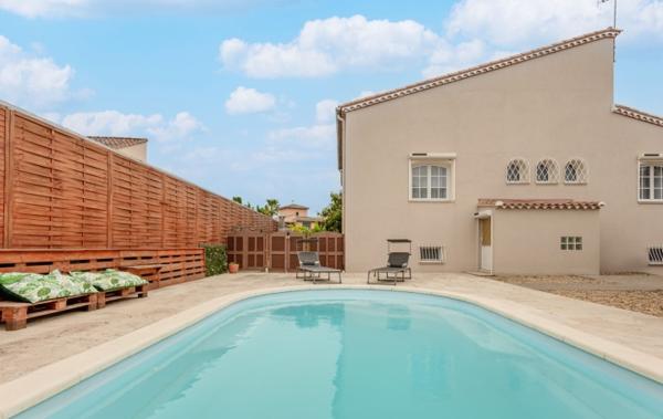 Vente Villa Avec pïscine - garage... Bessan   