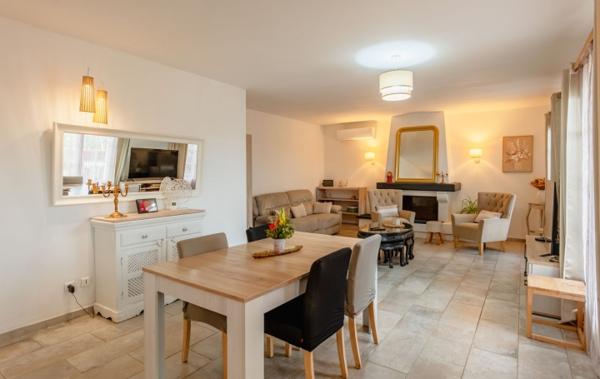 Vente Villa Avec pïscine - garage... Bessan   