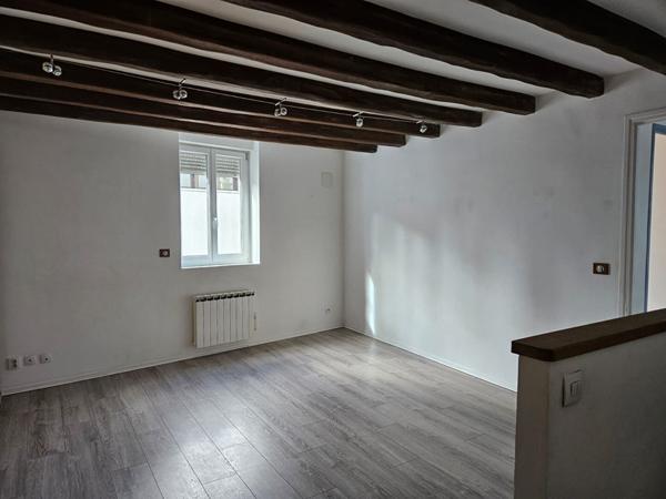 SOISSONS CENTRE - F2