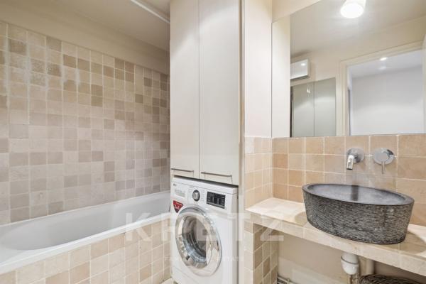 Pied à terre rue Saint Dominique