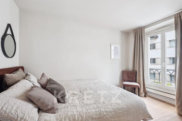 Pied à terre rue Saint Dominique