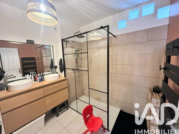 Appartement à vendre 3 pièces 66 m² Vitrolles