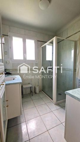Ensemble maison de plain pied surélevée centre ville -100m2 - 3 chambres- terrain parcellaire de 820m2