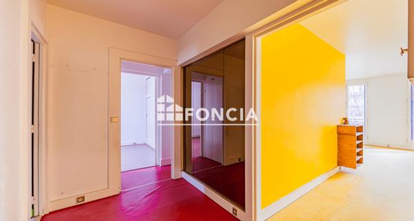À vendre Appartement 3 pièces 84 m² - Paris 75011