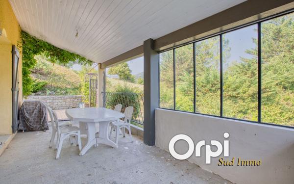 Maison à vendre    6 pièces •  Veyras