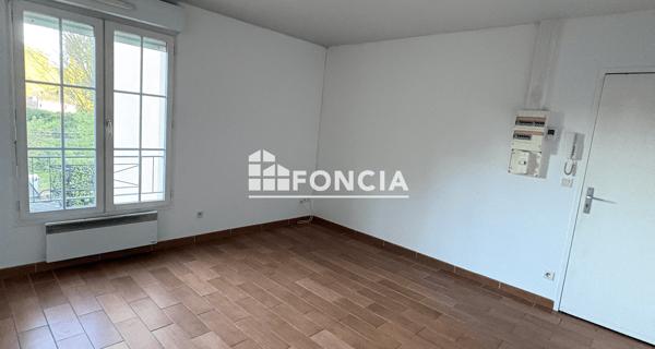 Location Studio 23.02 m² - Auvers-sur-oise 95430