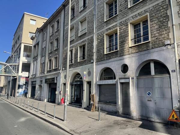 Poitiers (86000) IMMEUBLE POITIERS GARE DE 265 M2 A RENOVER + JARDINET