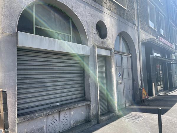 Poitiers (86000) IMMEUBLE POITIERS GARE DE 265 M2 A RENOVER + JARDINET