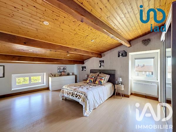 Maison à vendre 7 pièces 209 m² Saint-Pierre-de-Bœuf
