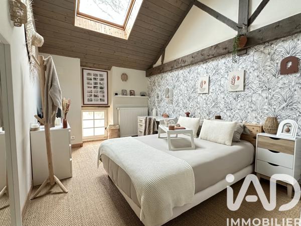 Maison à vendre 10 pièces 256 m² Saint-Étienne-de-Montluc