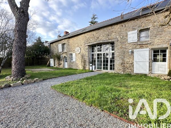 Maison à vendre 10 pièces 256 m² Saint-Étienne-de-Montluc