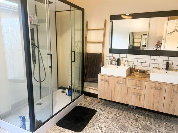 Charmante Maison Tuchan