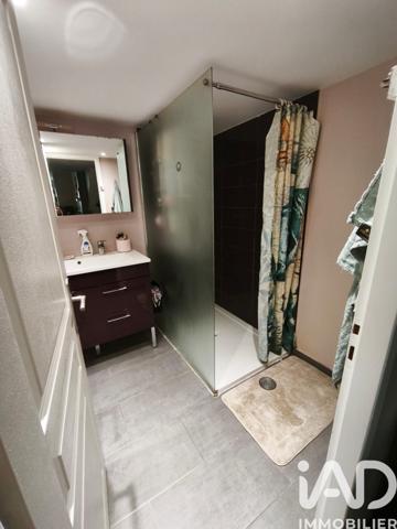 Maison à vendre 6 pièces 111 m² Bruyères-le-Châtel