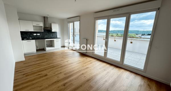 Location Appartement 4 pièces 77.65 m² - Gargenville 78440