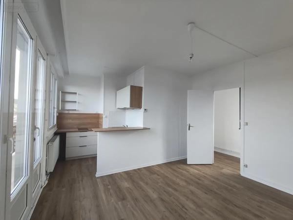 Location - Appartement Béthune 62400 2 pièces 45 m 2